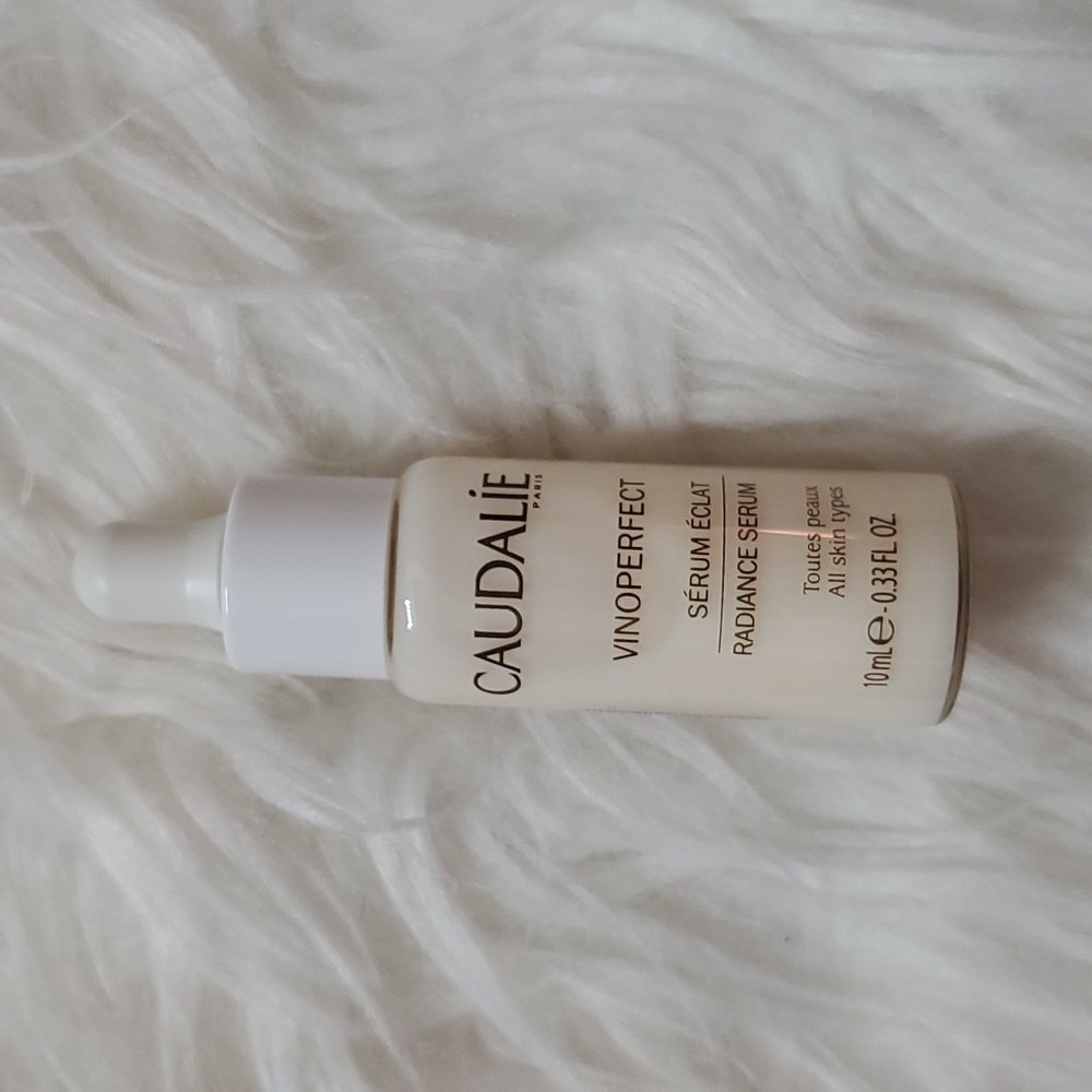 Caudalie, Vinoperfect radiance Serum, deluxe sample 10ml, "5 for $20"
